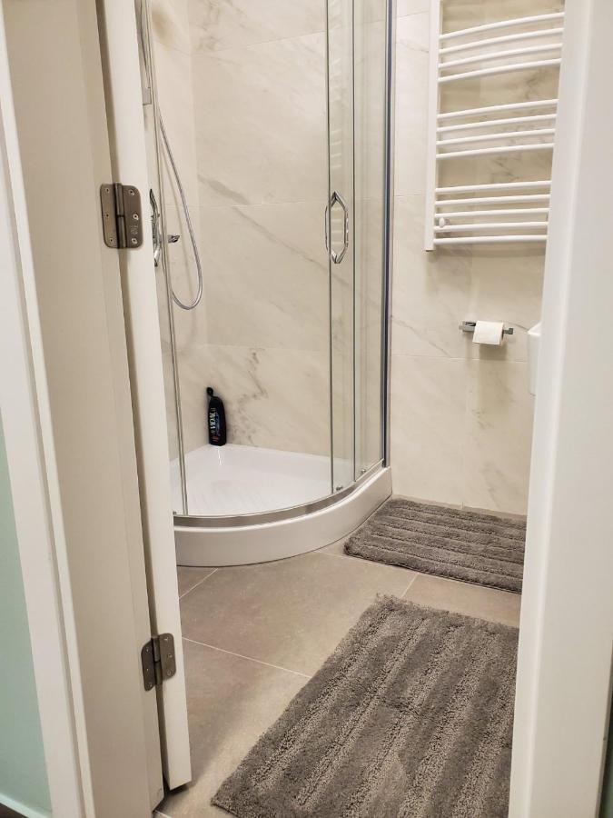 Apartman Natasa Sa Podzemnom Garazom Banja Luka Exterior photo