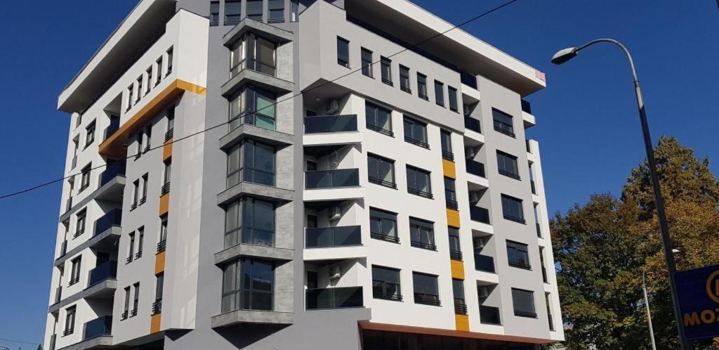 Apartman Natasa Sa Podzemnom Garazom Banja Luka Exterior photo